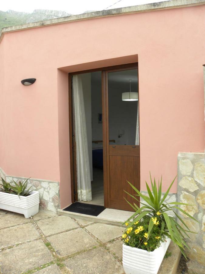 Ibiscus Bed and Breakfast Castellammare del Golfo Exterior foto